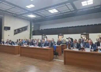 Кметове от Югозапада обсъдиха мерки за финансово стабилизиране на общините