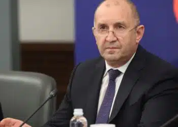 Бюджет 2026 ще е с дефицит „доста над 3%“ от БВП