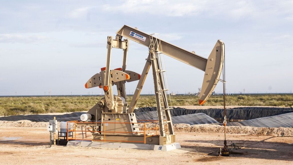 Петролът поевтинява след отстъпките на САЩ към Иран 1 generatorpowerproducts oilfield 643836 1