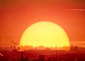 Юнска гореща вълна удря Европа, температурите ще достигнат 40°C