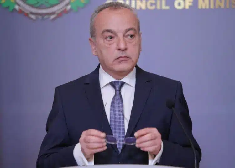 Гълъб Донев официално заложи почти 6% дефицит в бюджета за 2026 г. 1 oi003191 01