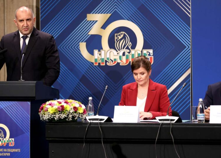 rumen radev govori pred sdrujenieto na obshtinite
