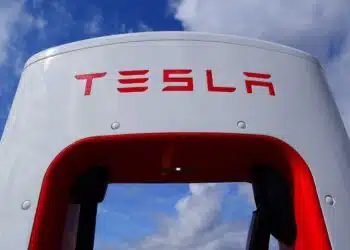 Tesla е представила подвеждащи данни на европейските регулатори 3 Tesla е представила подвеждащи данни на европейските регулатори