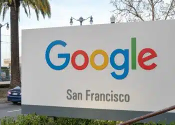 Пропуква ли се Google?