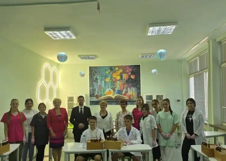 Ученици от Плевен представиха иновативни разработки в химията и програмирането 1 0 8822bbe8