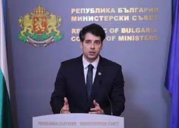 Кабинетът пренарежда регионалната европейска програма, за да спаси 800 млн. евро
