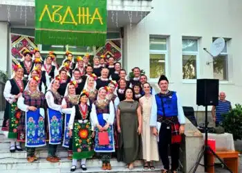 Международният творчески лагер в Ивайловград завърши с пъстър празник на фолклора 3 Международният творчески лагер в Ивайловград завърши с пъстър празник на фолклора