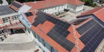 Козлодуй с фотоволтаични системи и екологичен транспорт