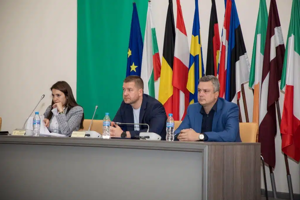 Стара Загора спира „репликите по приятелска линия“ в Общинския съвет 1 751469449 873962878767390 5144413382011778287 n e422d1d1