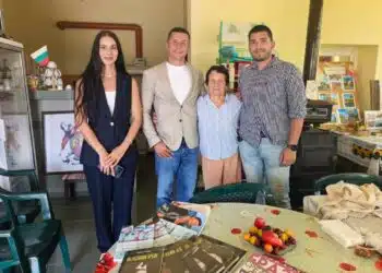 Нови книги попълниха библиотеката във Фазаново