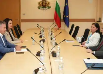 Пулев обеща пълна подкрепа за германската група Bosch в България 2 Пулев обеща пълна подкрепа за германската група Bosch в България