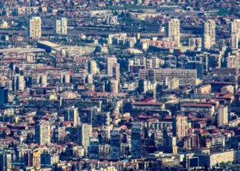 Ипотечното кредитиране в България продължава да се охлажда (Графика)