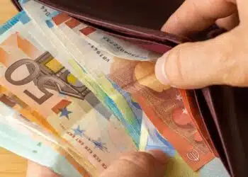 Къде в Европа домакинствата са най-задлъжнели? 5 Къде в Европа домакинствата са най-задлъжнели?