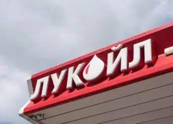 Вечерни новини: „Лукойл“ под заплаха от незабавни санкции; Кабинетът спасява €800 млн. европари