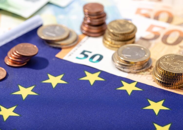 Банките за развитие достигнаха рекордно финансиране за климата 1 european union financial stimulus on coronavirus covid 19 pandemic concept