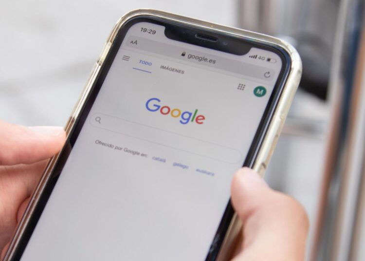 Използва ли Google вашите търсения за обучение на своя AI? Ето как да се откажете 1 google phone dep