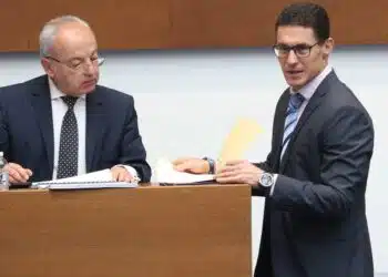 В разрез със закона: МФ няма да прави средносрочна прогноза с Бюджет 2027