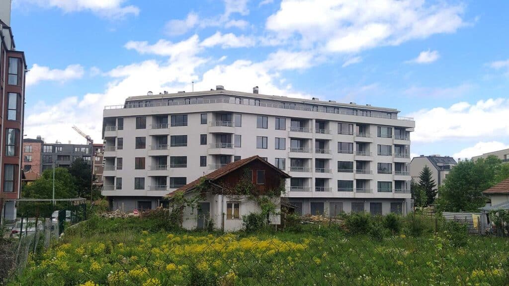 Вечерни новини: Срив на имотните сделки в България; Радев възражда АЕЦ „Белене“ 1 img 20240424 115753