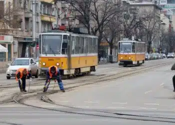 Столична община осигурява спешно €42 млн. евро за нови трамваи, тролеи и електробуси 2 Столична община осигурява спешно €42 млн. евро за нови трамваи, тролеи и електробуси