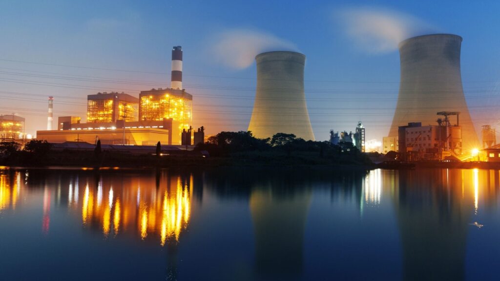Ниското ниво на Дунав спря АЕЦ „Пакш“: Унгария е пред енергийна криза 1 nuclear plant dep