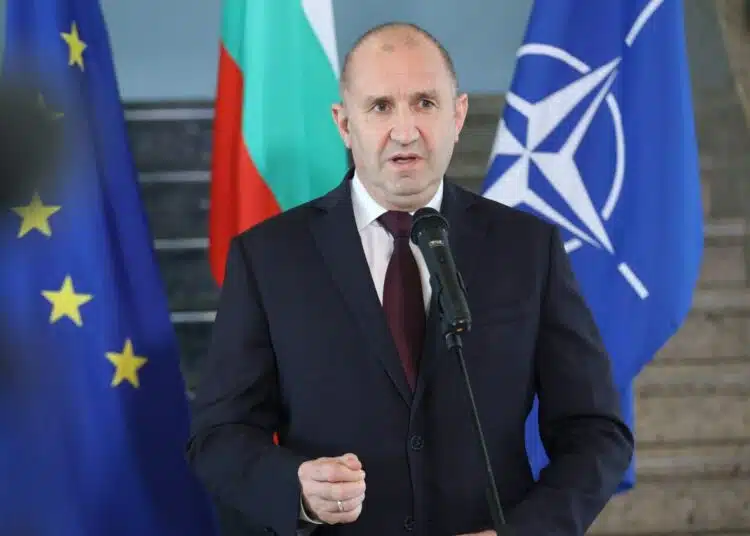 Радев потвърди целта на България за 5% разходи за отбрана 1 rumen radev 5 za otbrana nato