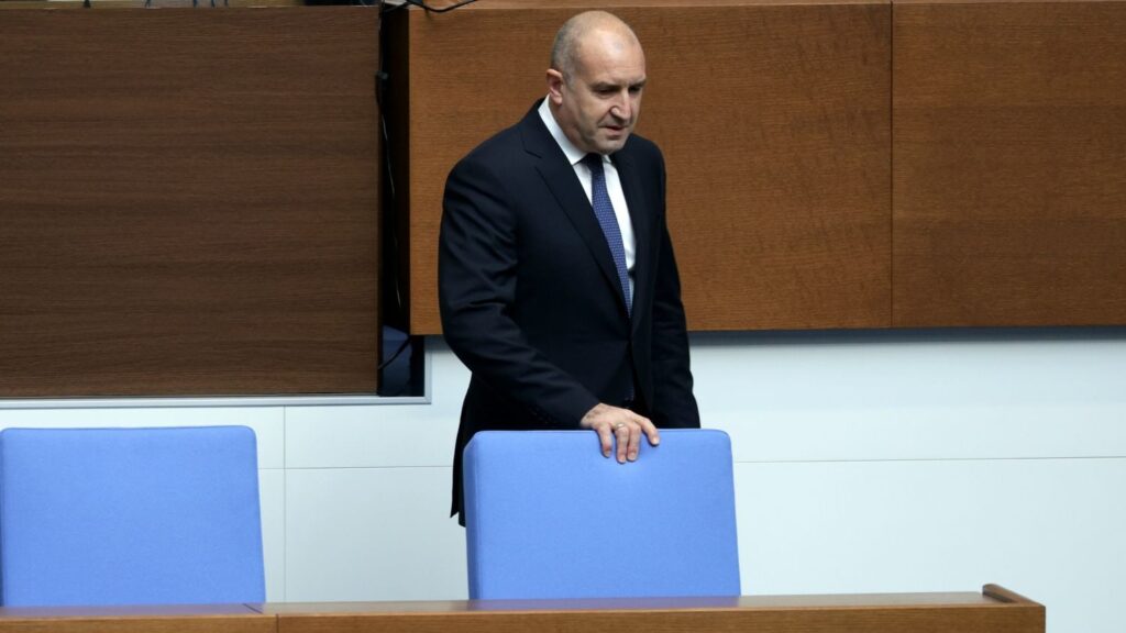 Радев не гарантира, че „Литаско“ ще прекрати арбитражното дело срещу България 1 rumen radev arbitraj litasko