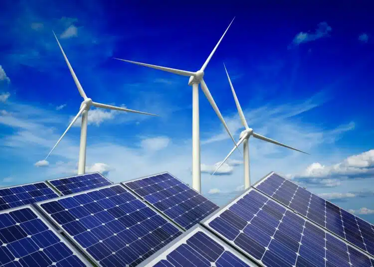 ВЕИ захранват 46% от електроенергията в ЕС 1 solar battery panels and wind generators