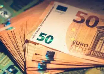 Вечерни новини: Започна процедурата по свръхдефицит срещу България; Срив на добивната промишленост