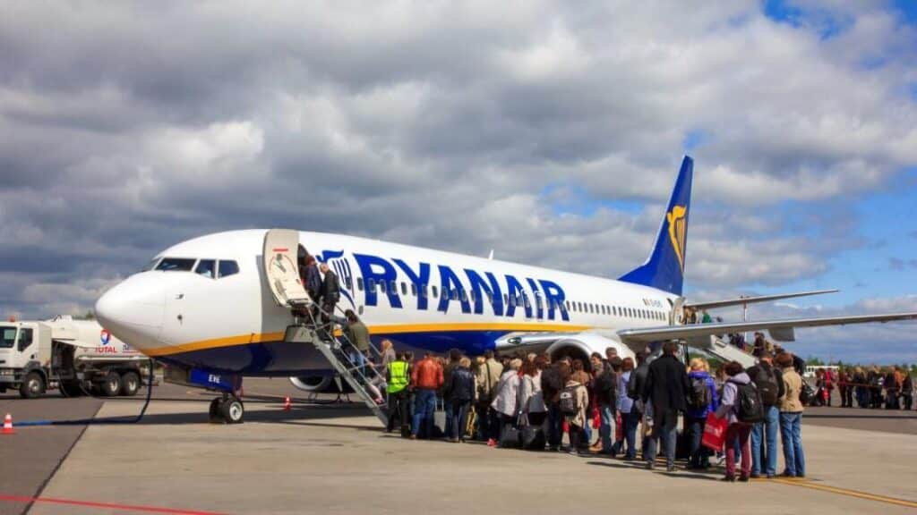 Ryanair предупреди за летен хаос заради новата биометрична система на ЕС 1 thumb 1040x585 thumb 1040x585 samolet