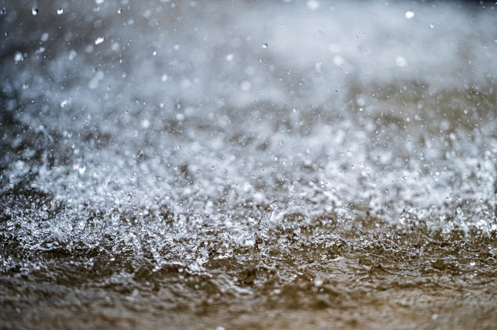 water splashes on a blurred background drops of w 2025 03 16 04 01 10 utc scaled 1
