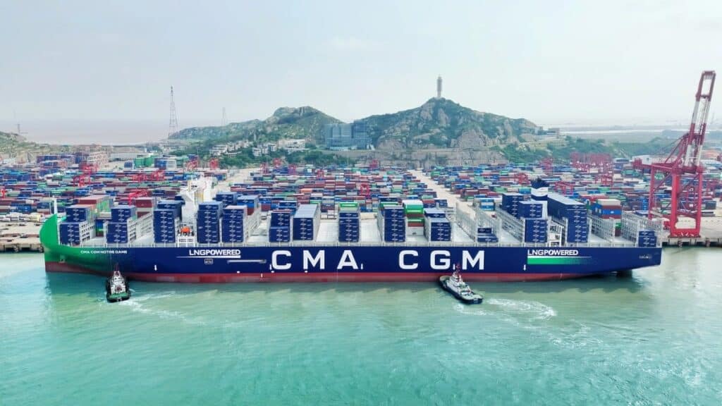 Най-големият LNG контейнеровоз в света потегли по линията Азия – Европа 1 weixin image 20260522140428