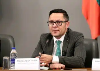 България няма пари да строи военните заводи с „Райнметал“
