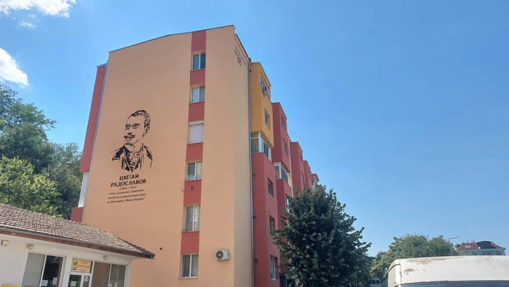 Свищов инвестира в по-модерни и устойчиви жилищни сгради 3 11 8d6db981