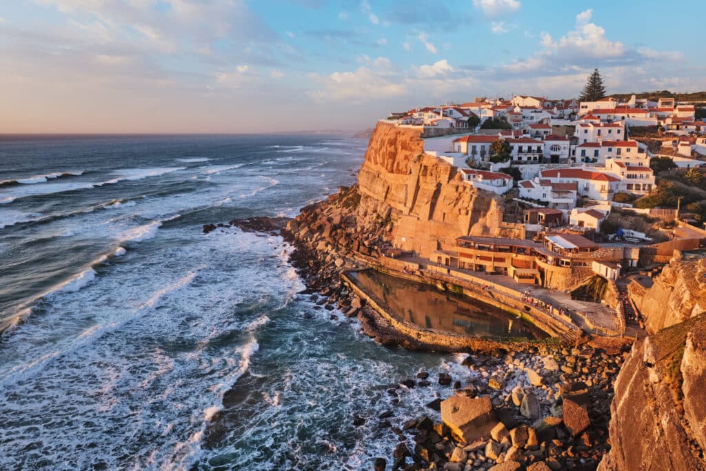 Грийнпийс: Морето настъпва, португалското крайбрежие е в опасност 2 scenic view of the seaside village of azenhas do m 2026 03 24 07 48 37 utc scaled 1